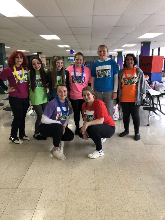 OL Girls Throws Team with a Disney theme of “Inside Out”. Top Row (left to right): Emily Katalinic, Alexandra Jordan, Camille Listowski, Emma Garrett, Caroline Kwak, Sereen Uwainat. Bottom row (left to right): Justine Kwak and Dominika Bryniarska.